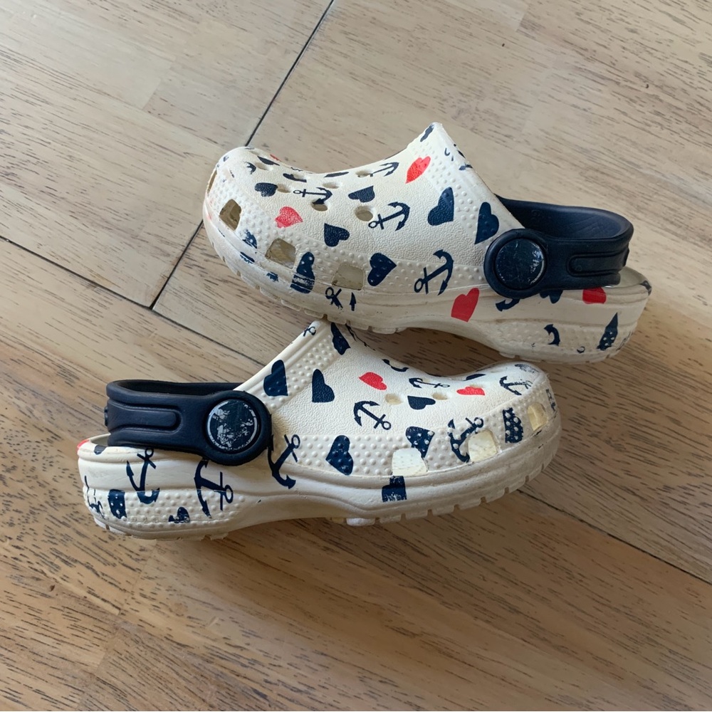 Toddler/Kids Nautical Print Crocs sz7